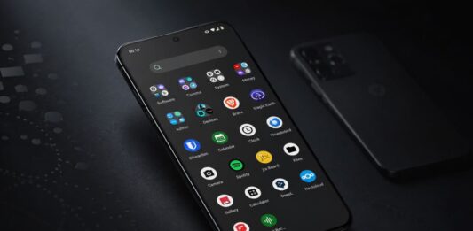 GrapheneOS Is Coming to Motorola: Why It Needed Pixel Hardware First